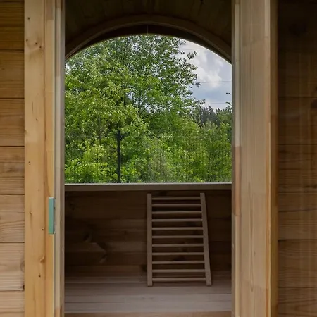 Polna Osada 度假居 Nadkole