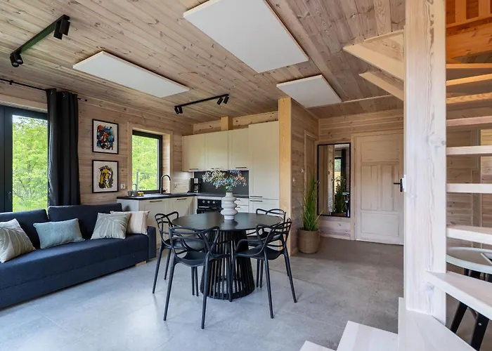 Polna Osada Nyaraló